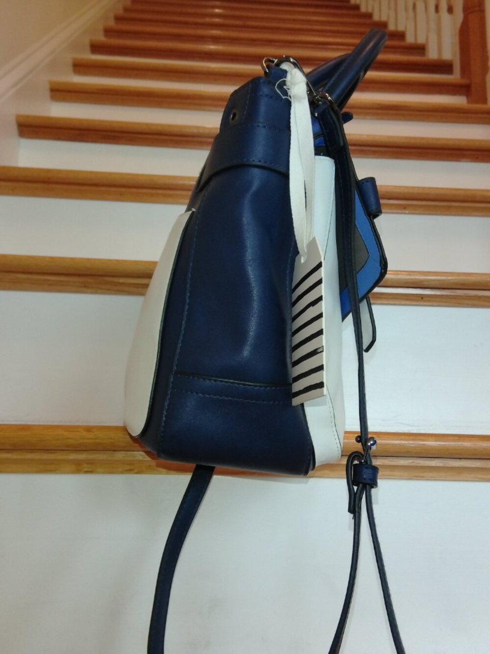 REED Boxer Belted Large Satchel w/Key Fob Charm NEW WITH TAGS! - Picture 8 of 11